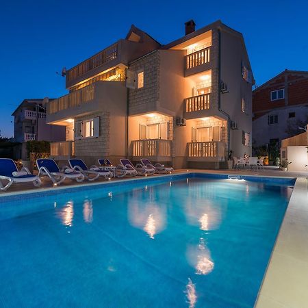 Apartments Pralija Žaborić Kültér fotó