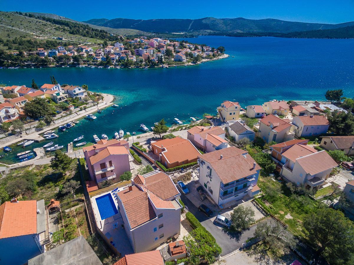 Apartments Pralija Žaborić Kültér fotó