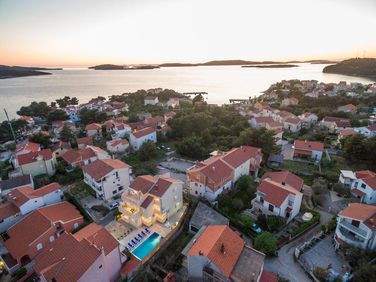 Apartments Pralija Žaborić Kültér fotó
