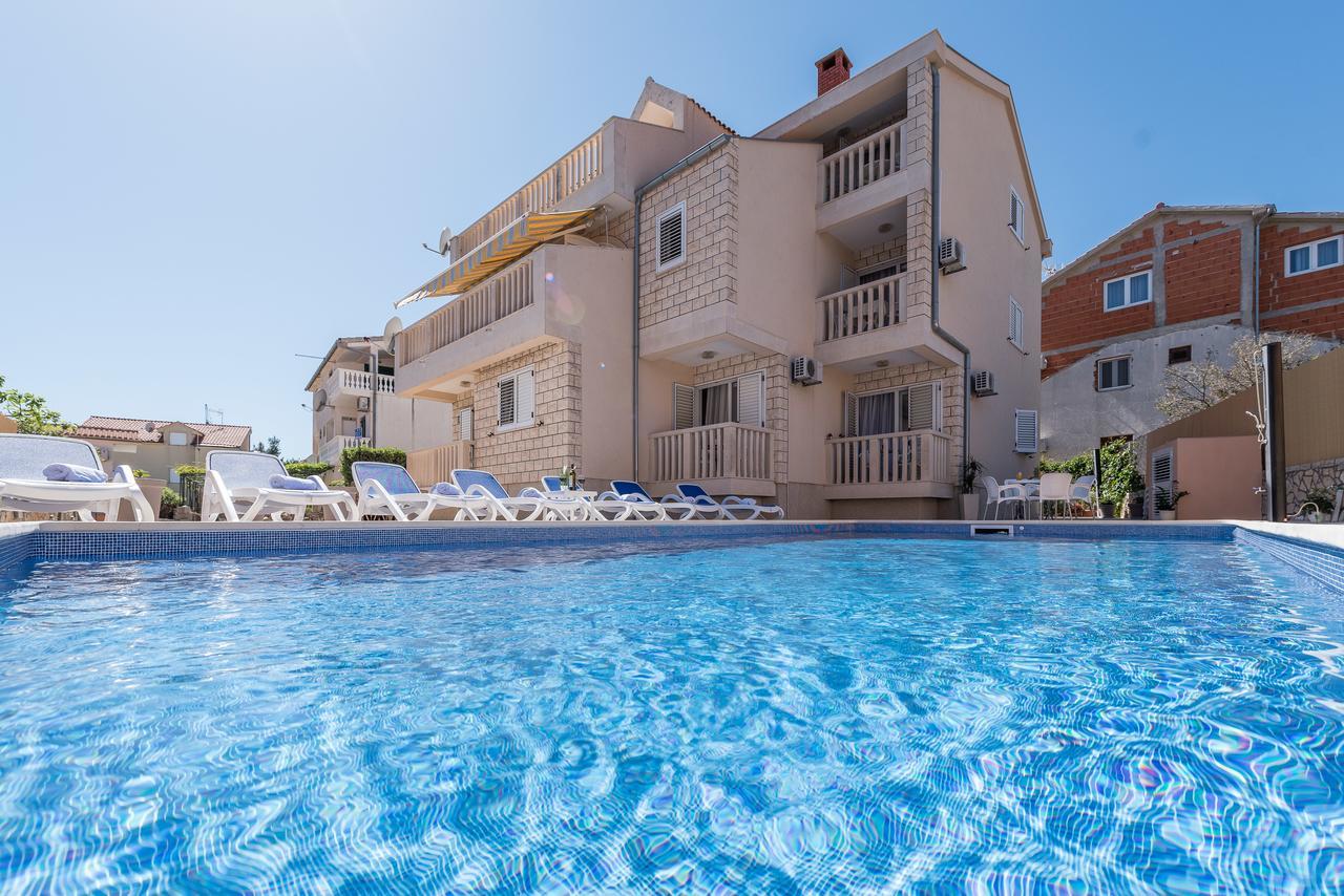 Apartments Pralija Žaborić Kültér fotó