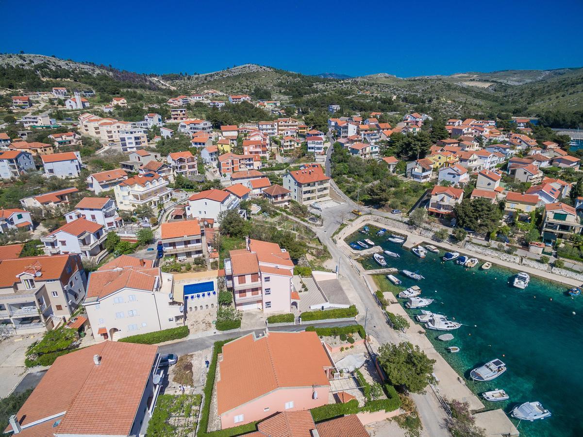 Apartments Pralija Žaborić Kültér fotó